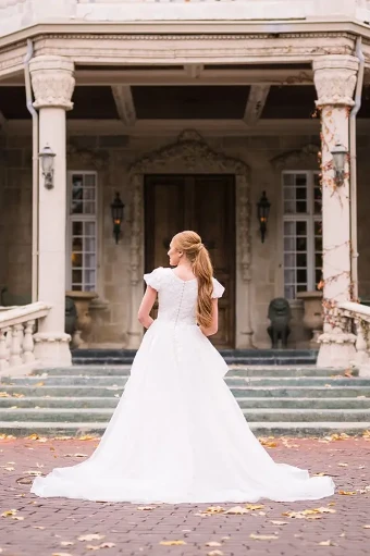 Zayda #1 Ivory thumbnail