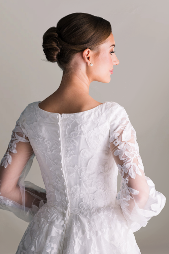 Augustine #3 Ivory thumbnail