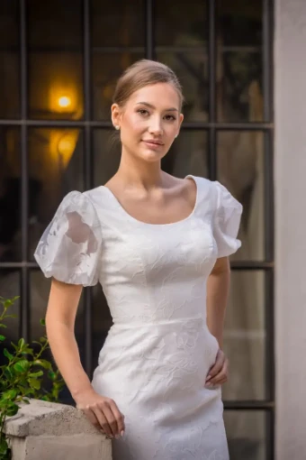 Neriah #2 Ivory thumbnail