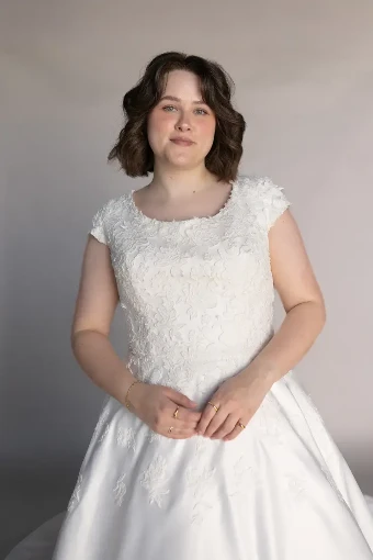 Carly #2 Ivory thumbnail