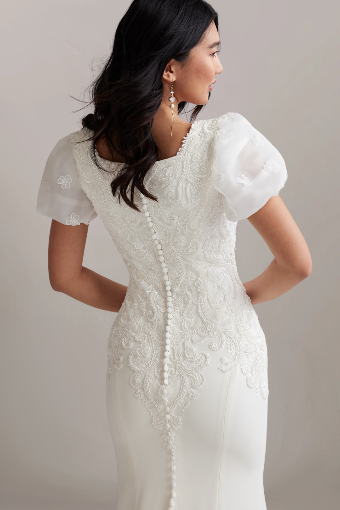 Annette #4 All Ivory (Ivory Illusion) thumbnail