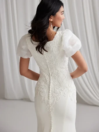 Annette #6 All Ivory (Ivory Illusion) thumbnail