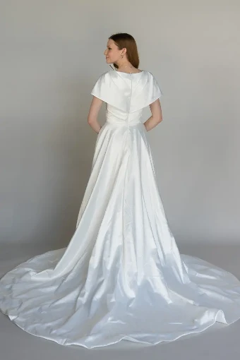 Carlotta #3 Ivory thumbnail