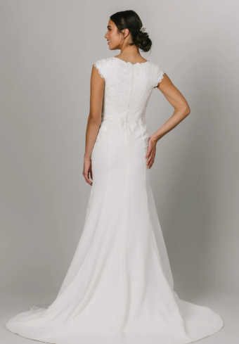 Lina #2 Ivory thumbnail