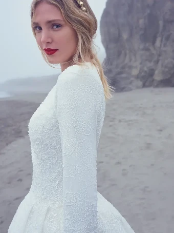 Beck #8 All Ivory (Ivory Illusion) thumbnail