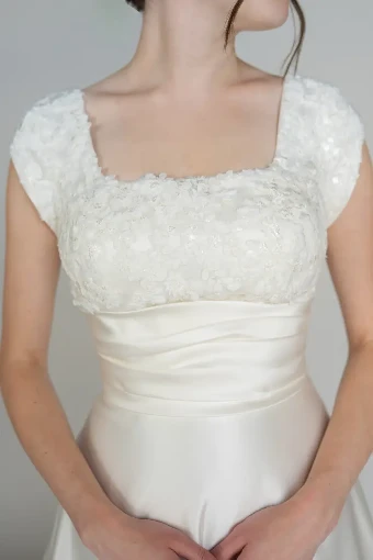 Darcy #6 Ivory thumbnail