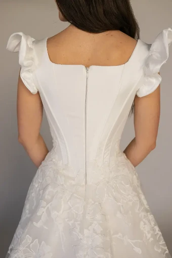 Calla #7 Ivory/Ivory thumbnail