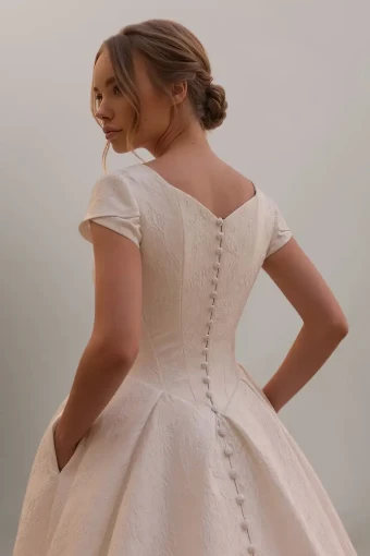 Adalee #8 Ivory thumbnail