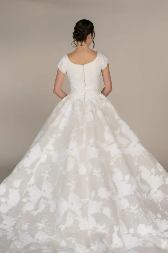Floriana #2 Ivory/Ivory thumbnail