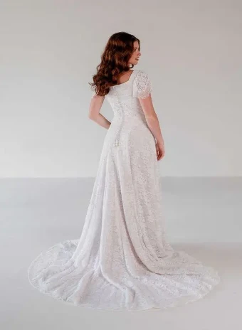 Adele #1 Ivory Ivory/Pale Lavander thumbnail