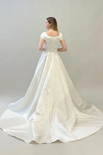 Kara #3 Ivory/Ivory thumbnail