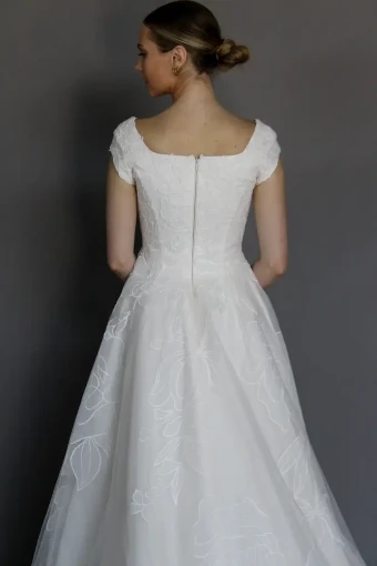 Tess #6 Ivory/Sorbet/Ivory thumbnail