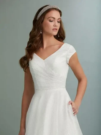 Zoey #4 Ivory/Silver thumbnail