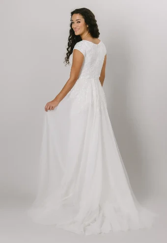 Kalani #4 Ivory thumbnail