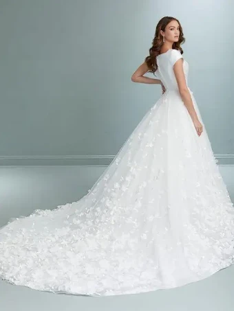 Layla #1 Ivory thumbnail