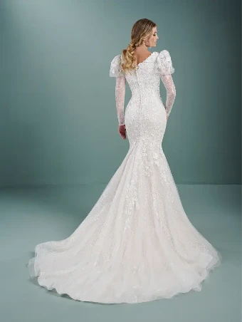 Melody #5 Ivory Almond/Ivory thumbnail